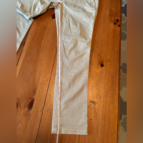 *NWT* Gap Ladies Girlfriend Chino. Size 2 - Picture 13 of 13